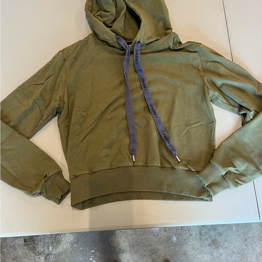L'AGENCE Green Cropped Hoodie Sweater with Drawstring Hood